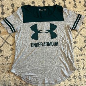 Under Armour T-shirt